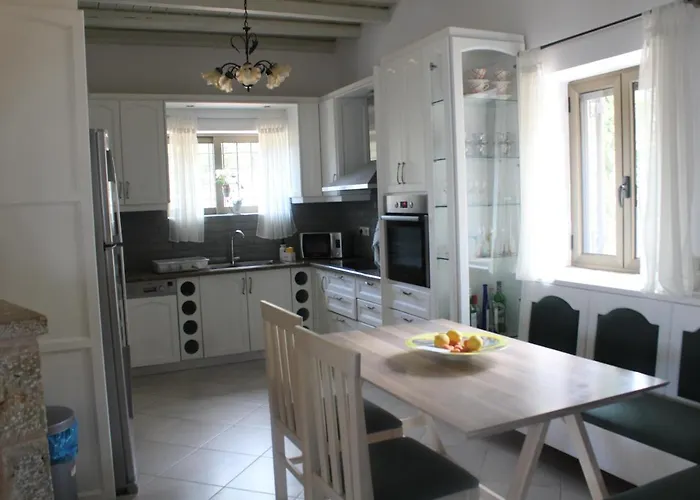 Magnificent, Authentic Private And The Kardamyli