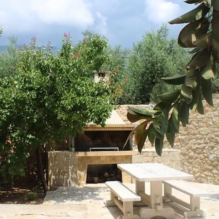 Magnificent, Authentic Private And The Kardhamili