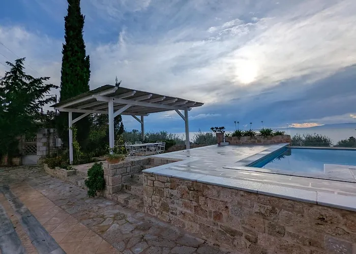 Villa Magnificent, Authentic Private And The