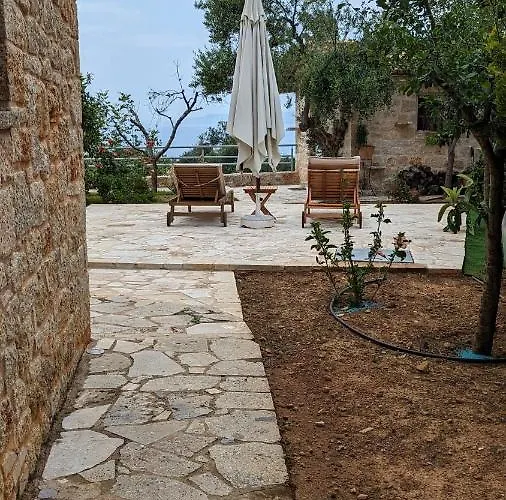 Villa Magnificent, Authentic Private And The Kardamíli