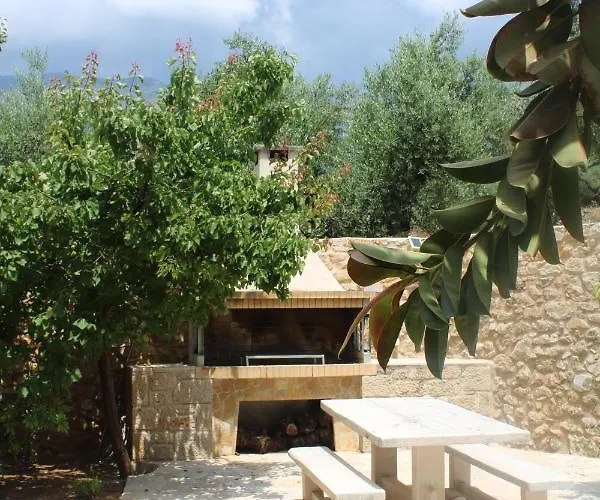 Magnificent, Authentic Private And The Kardamíli